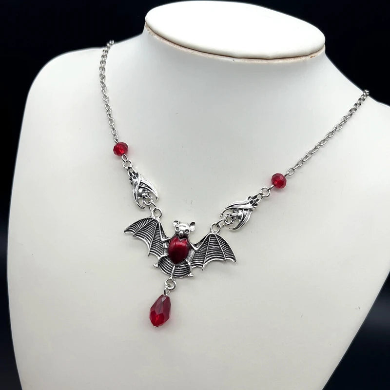 Stunning Gothic Necklace