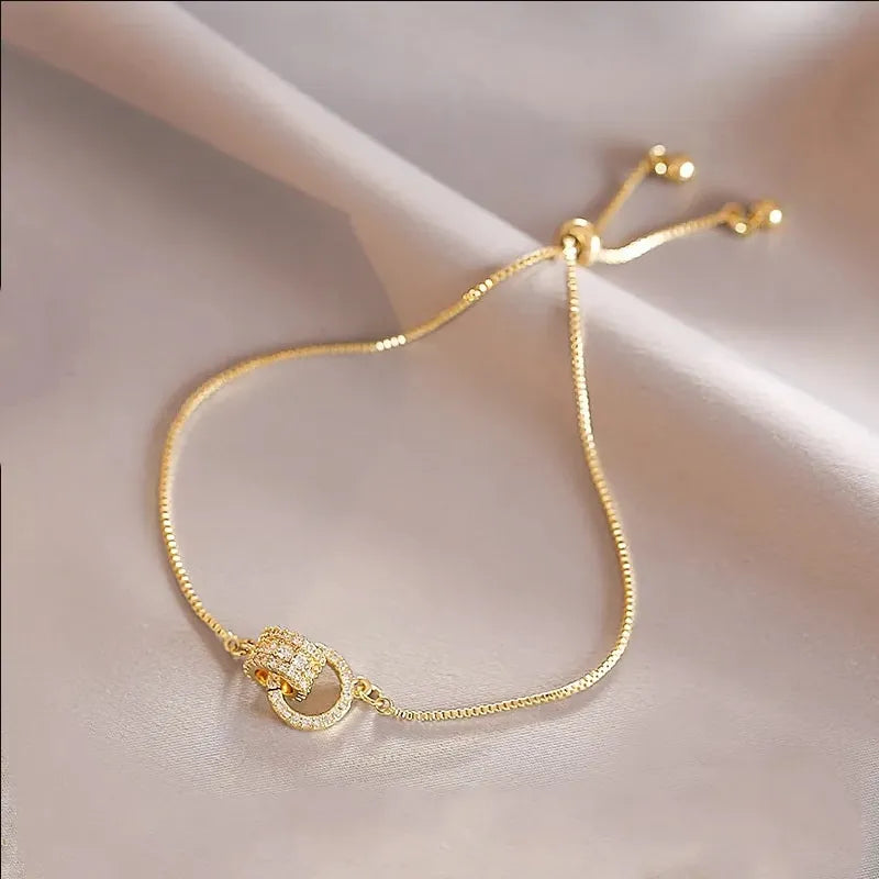 Interlocked Gold Bracelet