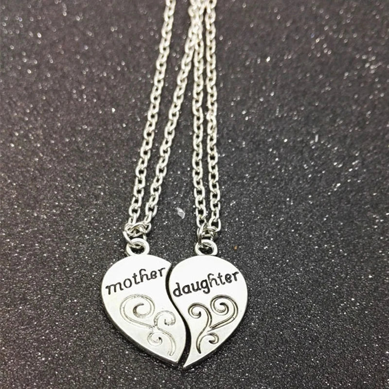 TWIN COUPLE SILVER Necklace