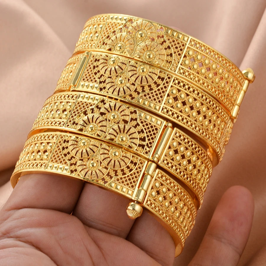 KERLA Bangle Bracelet