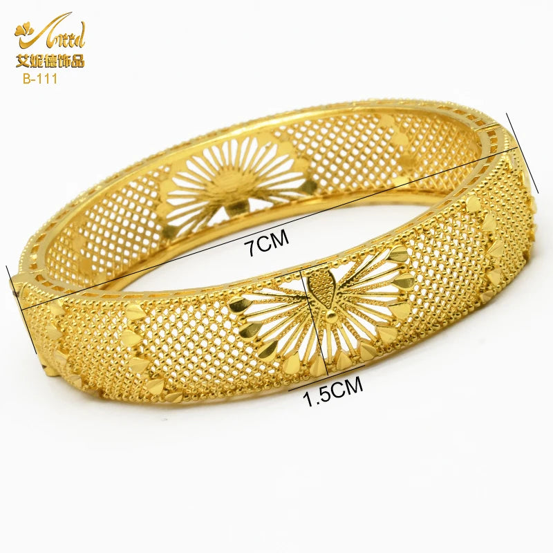 BANJI 24k Gold Bracelet