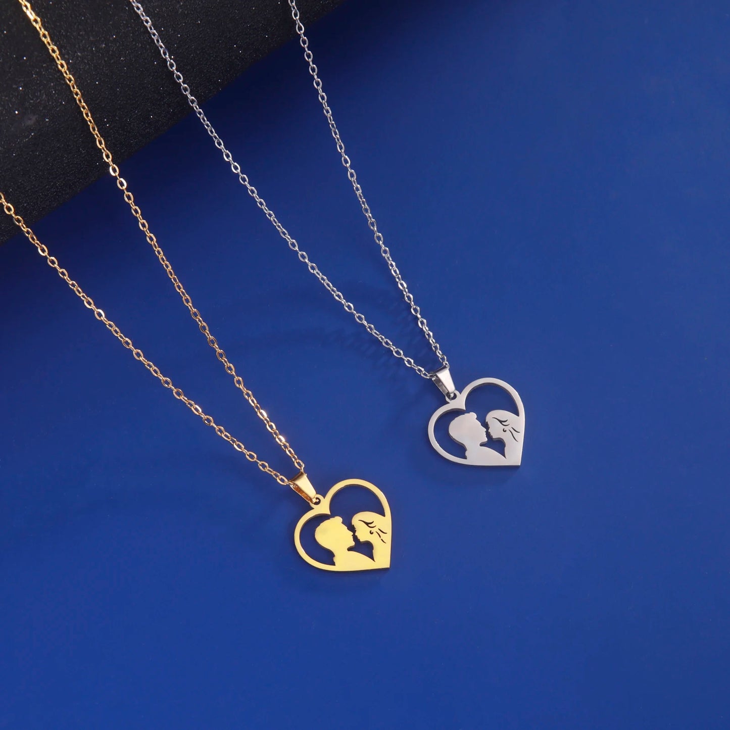 DEMA Couple Necklace