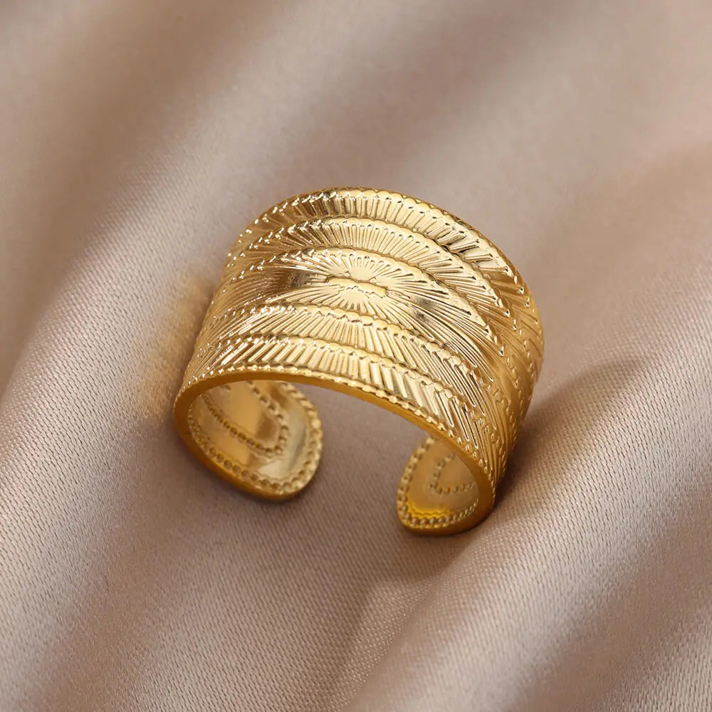 Lilian Ring