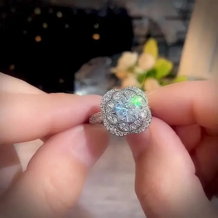 DIAMORA Ring